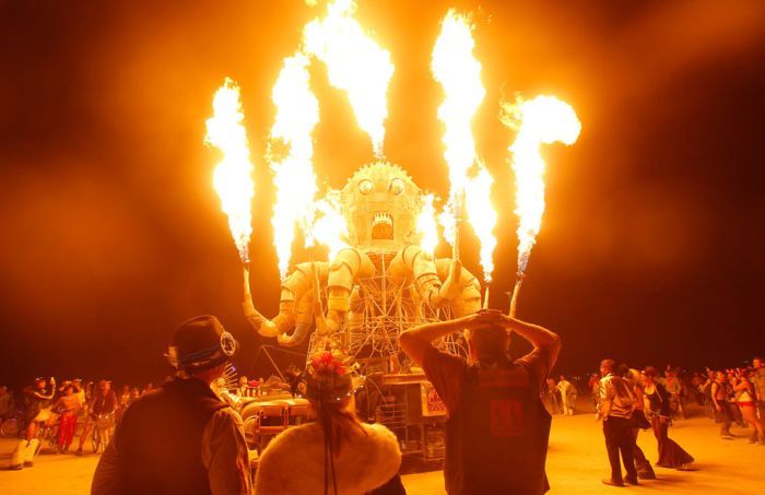 BurningManFestivali2012_2d371d7182.jpg
