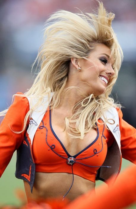 DenverBroncosamigokizlari_36448da927.jpg