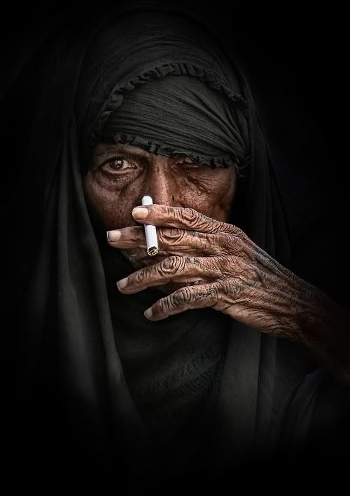 Iraq___Smoking_by_alialnasser.jpg