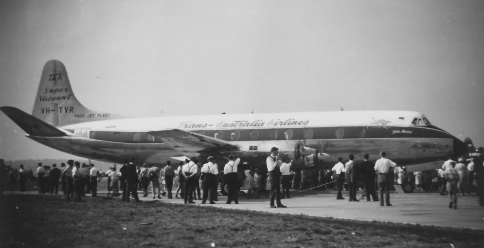 http://i1206.photobucket.com/albums/bb447/stirlingeffort/Farnborough%201959/ViscountVH-TVR2-1.jpg