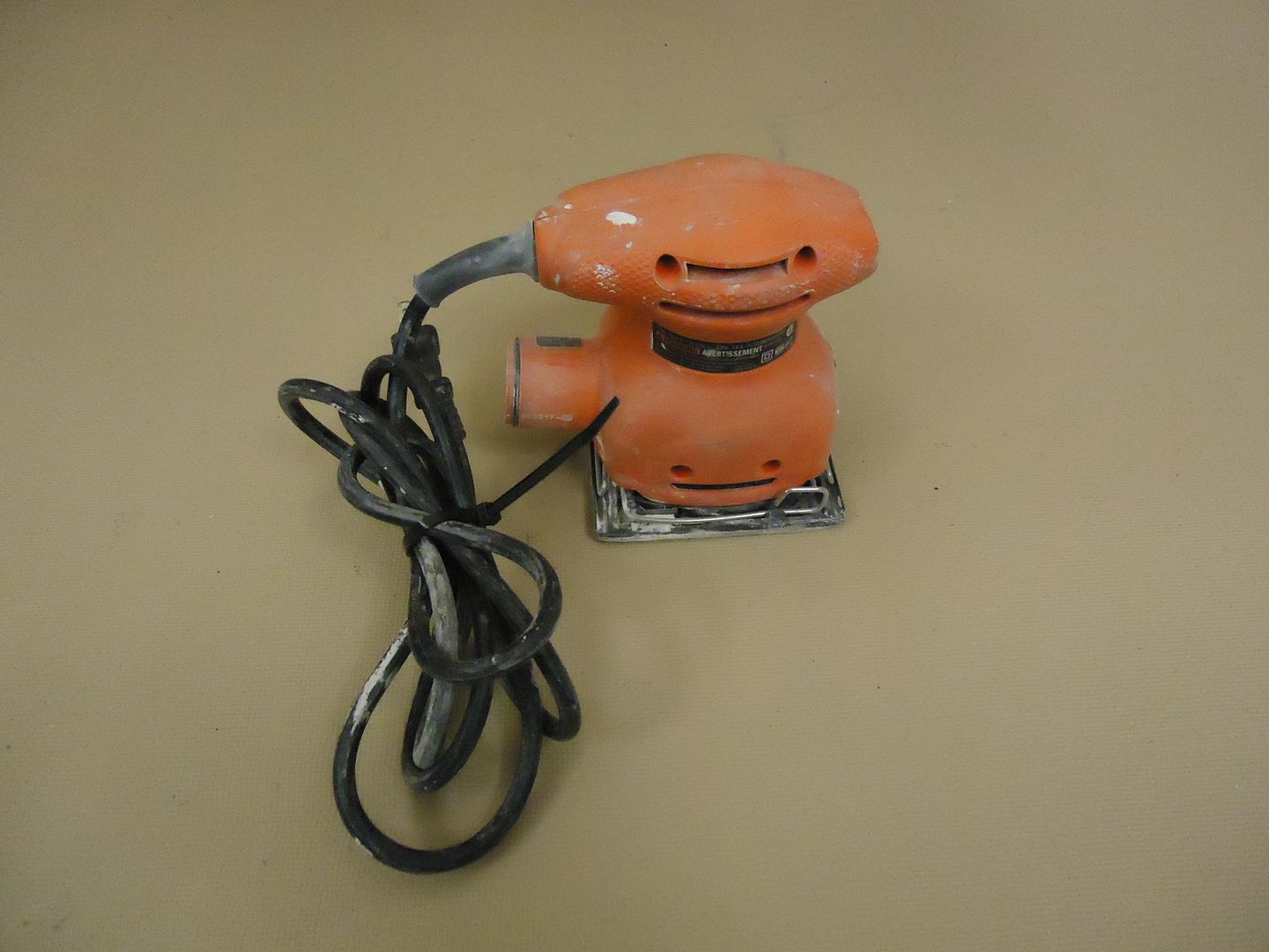 Black & Decker Palm Sander 1/4 Sheet 120V 1.8A 13000/Min. FS500 eBay