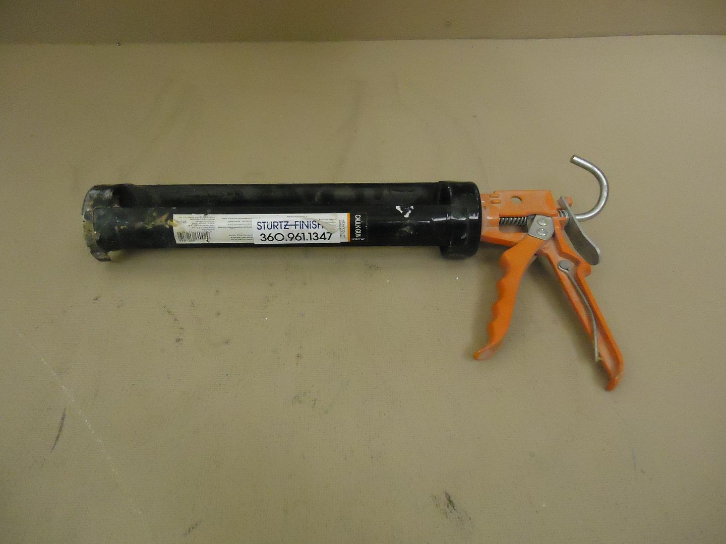 Workforce Caulking Gun Orange/Black Jumbo Quart JM128CH Metal eBay