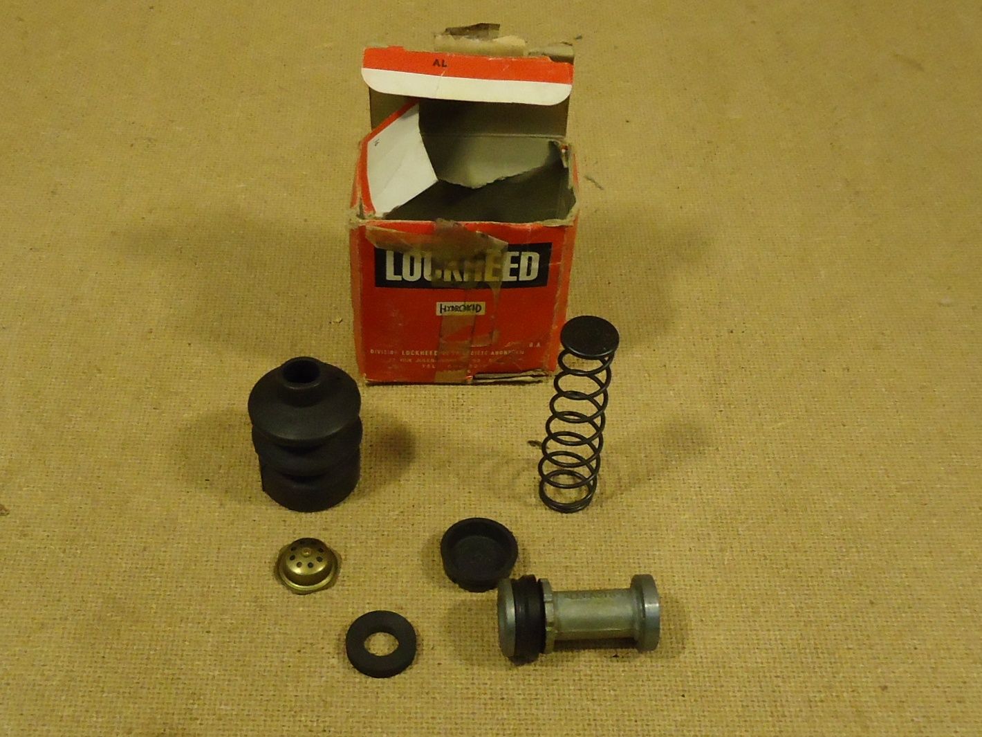 Lockheed Master Cylinder Repair Kit Black/Aluminium Peugeot 4633.01