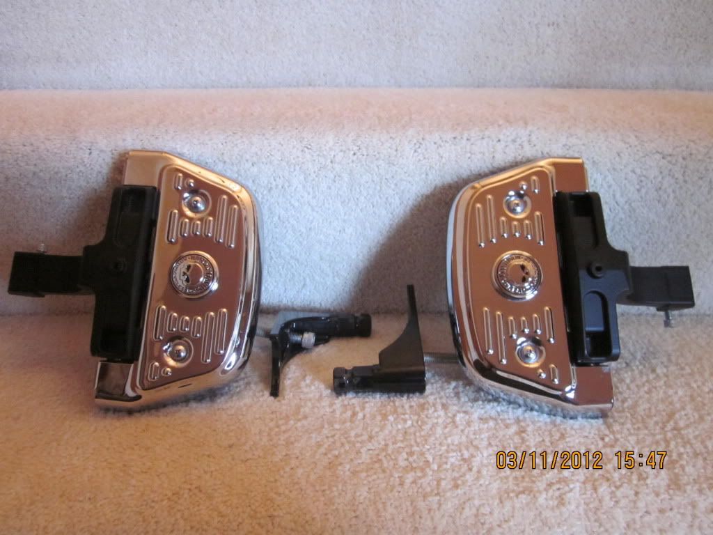 Willie G passenger footboards VTwin Forum