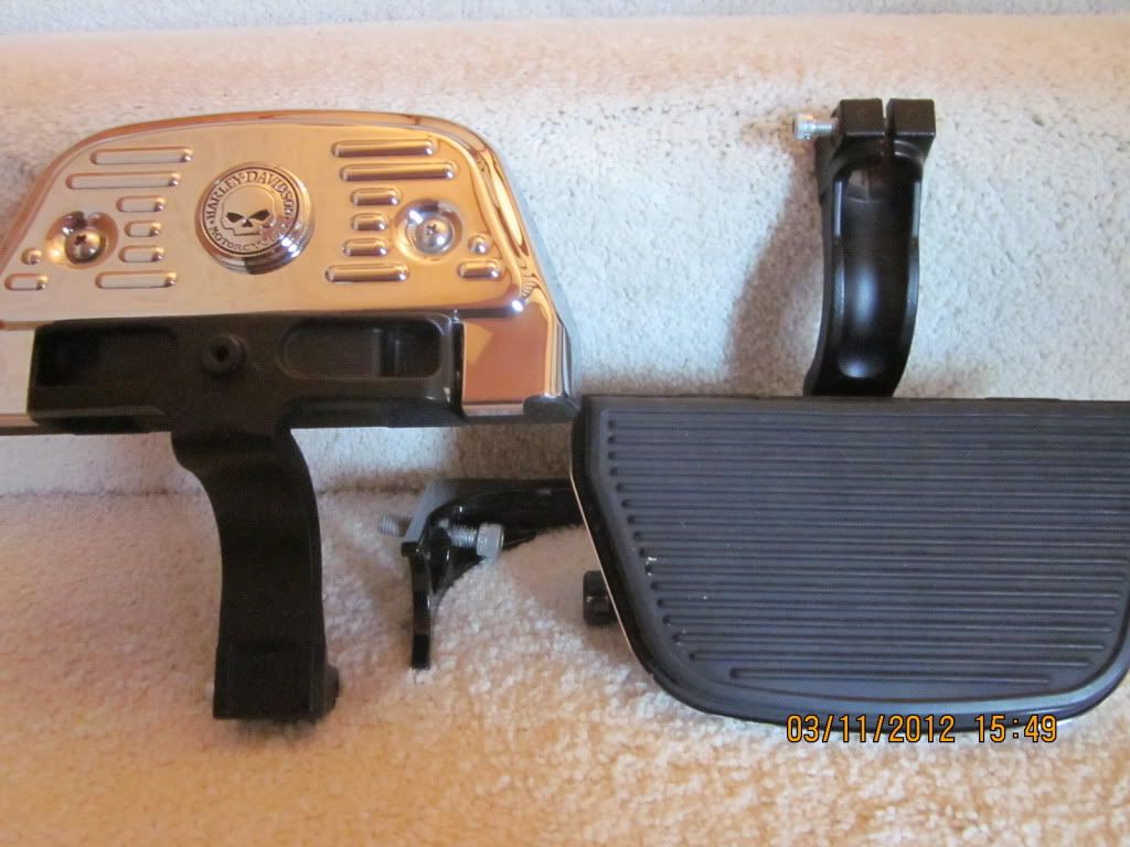 Willie G passenger footboards VTwin Forum Harley Davidson Forums